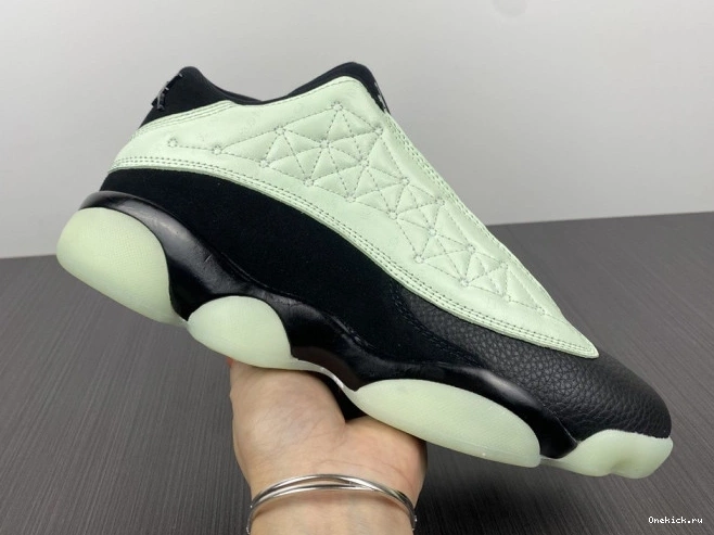 One Kick Day Single's 13 (2021) Air Retro Low Jordan DM0803-300 0809